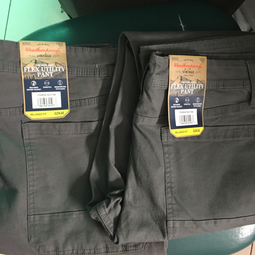 2 pairs size 32x32 weatherproof trevorland flex utility pants - Picture 1 of 1